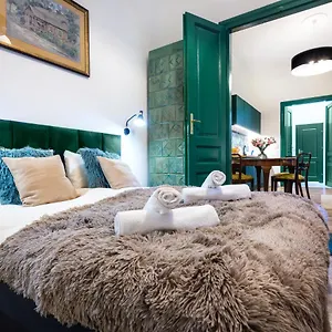  Appartamento Tyzenhauz Economy