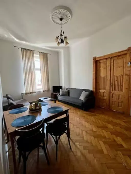 קרקוב Old Town - Plac Szczepanski 2 0*,